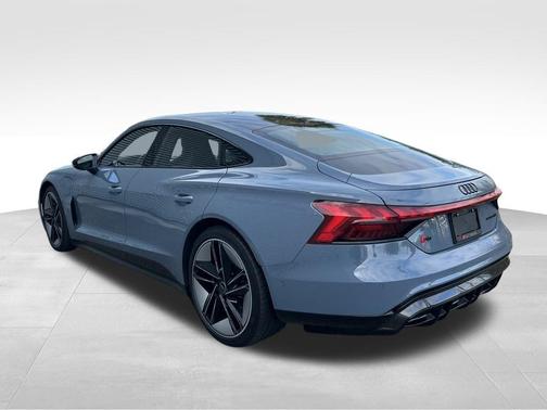 2023 Audi RS e-tron GT quattro