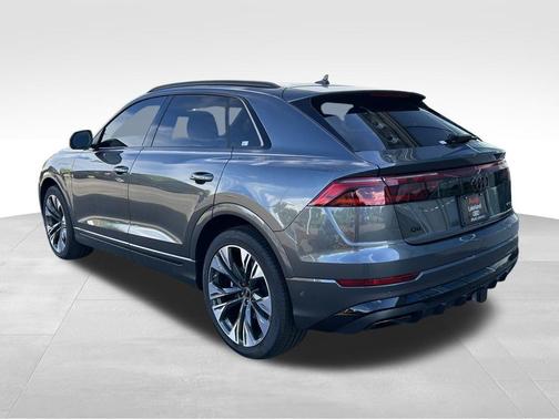 2025 Audi Q8 55 Premium Plus