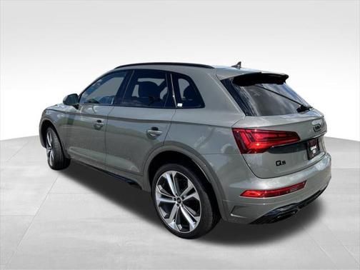 2025 Audi Q5 45 S line Premium Plus