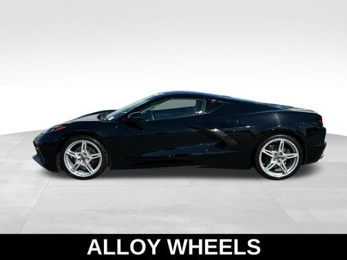 2025 Chevrolet Corvette Stingray w/3LT