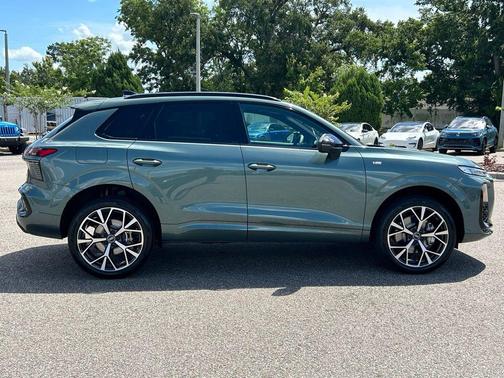Sage Green Metallic 2026 Audi Q3 TFSI quattro S tronic
