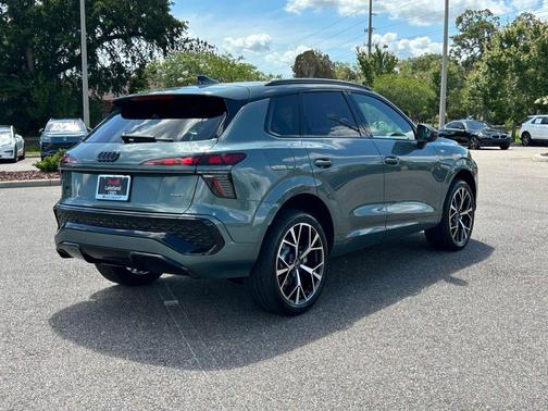 Sage Green Metallic 2026 Audi Q3 TFSI quattro S tronic