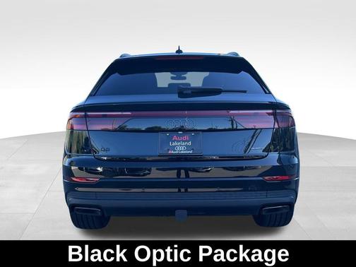 2025 Audi Q8 55 Premium