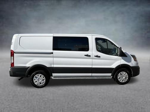 Oxford White 2025 Ford Transit-250 Base
