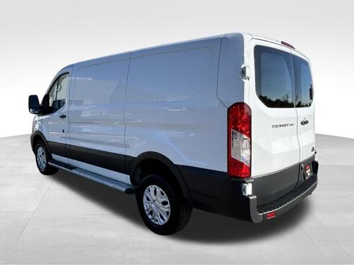 Oxford White 2025 Ford Transit-250 Base