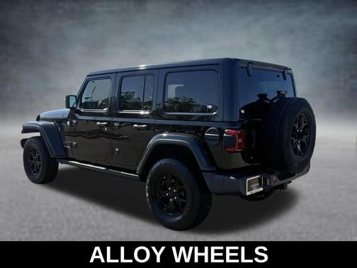 Black Clearcoat 2019 Jeep Wrangler Unlimited Moab 4x4