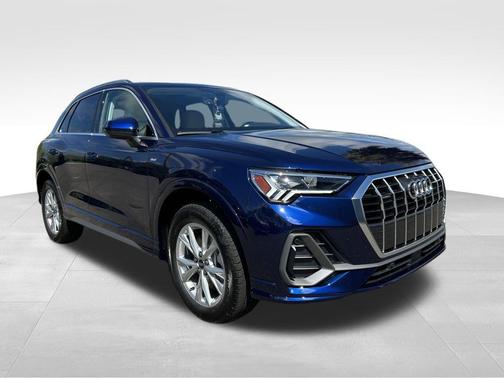 2025 Audi Q3 45 S line Premium Plus