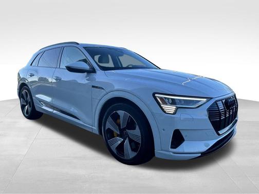 2023 Audi e-tron Premium Plus quattro