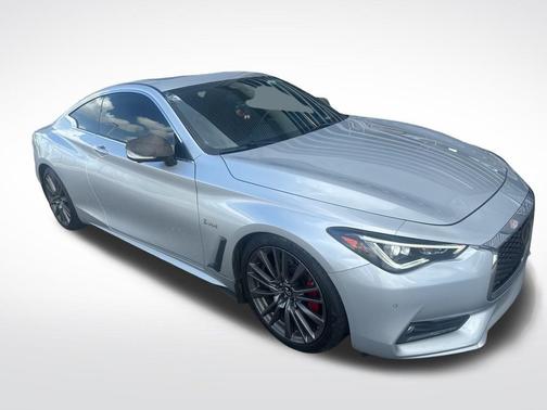 2017 INFINITI Q60 3.0t Red Sport 400