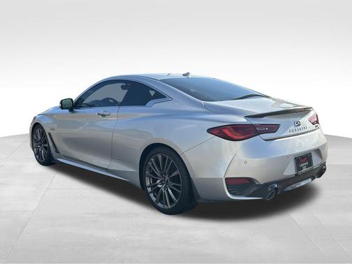 2017 INFINITI Q60 3.0t Red Sport 400