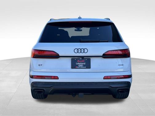 2026 Audi Q7 55 Premium Plus