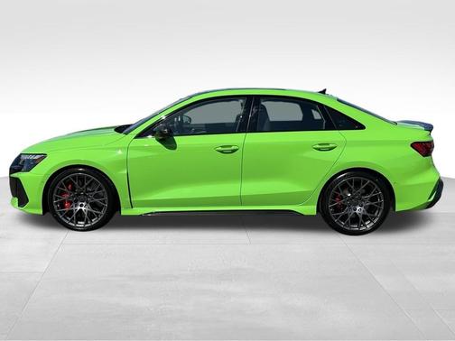 Kyalami Green 2026 Audi RS 3 TFSI quattro S tronic