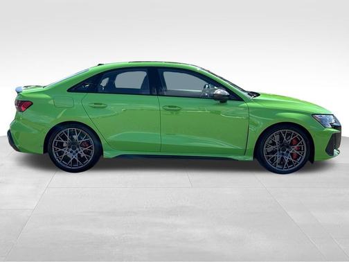 Kyalami Green 2026 Audi RS 3 TFSI quattro S tronic