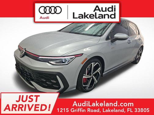 2025 Volkswagen Golf GTI 2.0T SE DSG