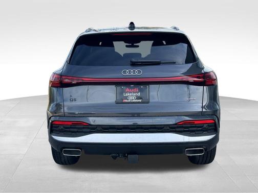 2025 Audi Q5 Premium Plus