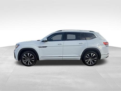 2022 Volkswagen Atlas 3.6L SEL Premium