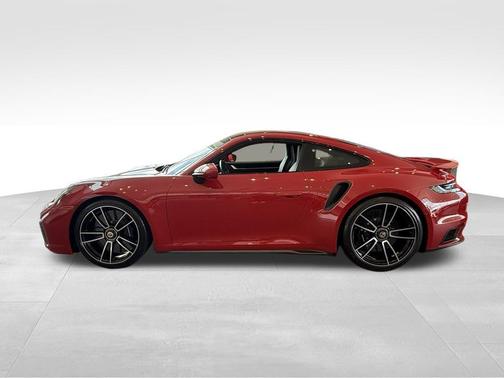 2022 Porsche 911 Turbo S