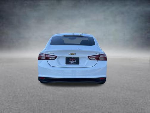 Summit White 2021 Chevrolet Malibu FWD LT