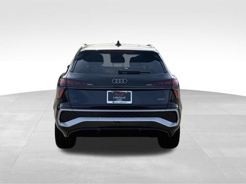 Mythos Black Metallic 2026 Audi Q3 S line