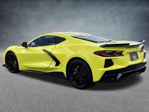 Accelerate Yellow Metallic 2024 Chevrolet Corvette Stingray w/2LT