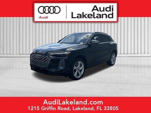 Mythos Black Metallic 2025 Audi Q5 Premium Plus TFSI quattro S tronic
