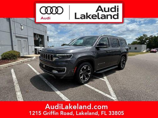 Baltic Gray Metallic Clearcoat 2024 Jeep Wagoneer Series III 4x4