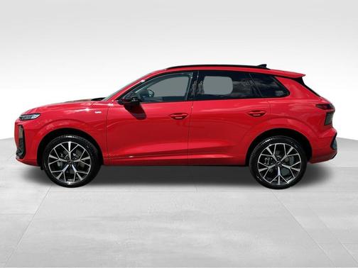 Progressive Red Metallic 2026 Audi Q3 TFSI quattro S tronic