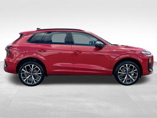 Progressive Red Metallic 2026 Audi Q3 TFSI quattro S tronic