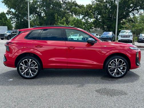 Progressive Red Metallic 2026 Audi Q3 TFSI quattro S tronic