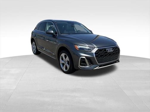 2024 Audi Q5 45 S line Premium Plus