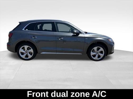 2024 Audi Q5 45 S line Premium Plus