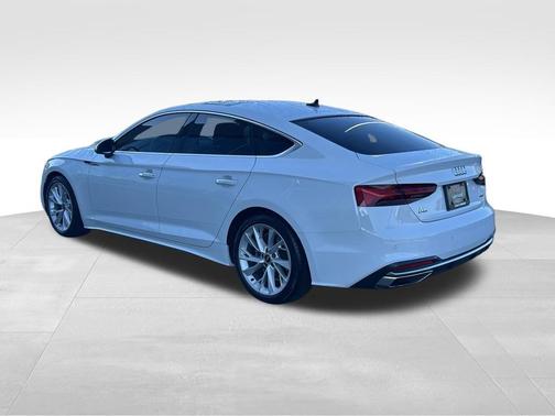 Glacier White Metallic 2022 Audi A5 Sportback Premium Plus