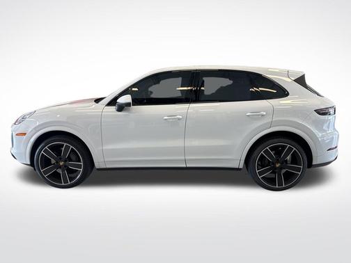 2023 Porsche Cayenne Platinum Edition