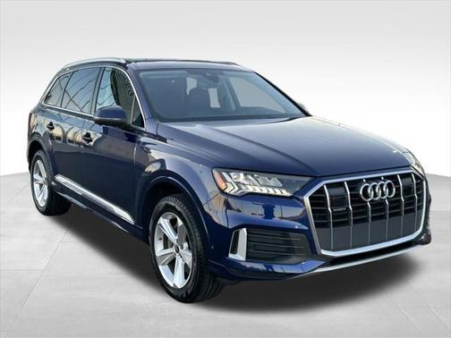 2024 Audi Q7 45 Premium Plus