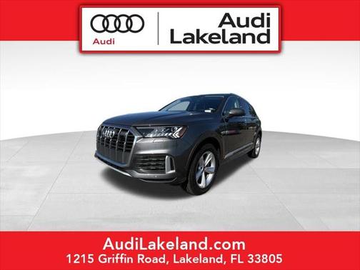 2024 Audi Q7 45 Premium Plus