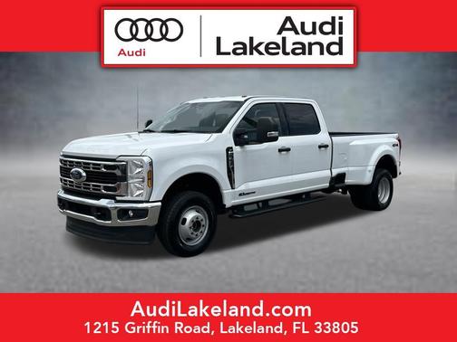 Oxford White 2025 Ford F-350 XLT