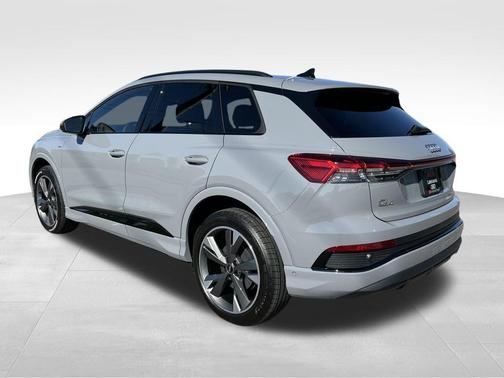 2023 Audi Q4 e-tron Premium Plus 50 quattro
