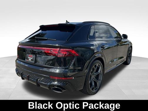 2025 Audi RS Q8 4.0T