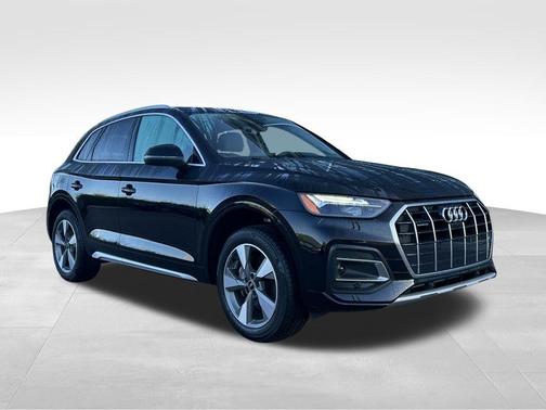 2022 Audi Q5 40 Premium Plus
