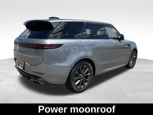 2024 Land Rover Range Rover Sport SE