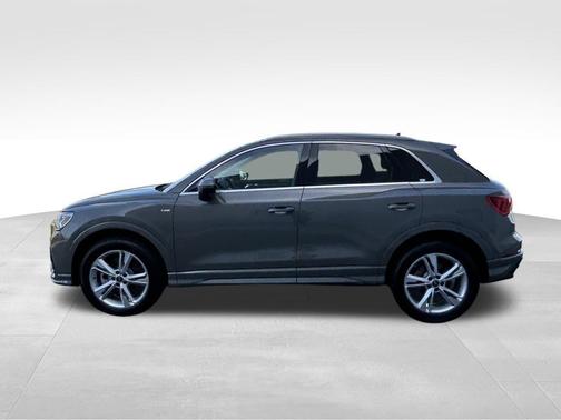 2024 Audi Q3 45 S line Premium Plus