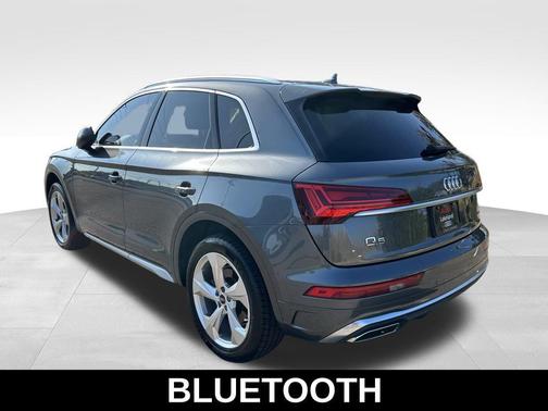 2022 Audi Q5 45 S line Premium Plus