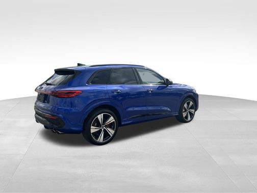 2025 Audi SQ5 3.0T Premium Plus