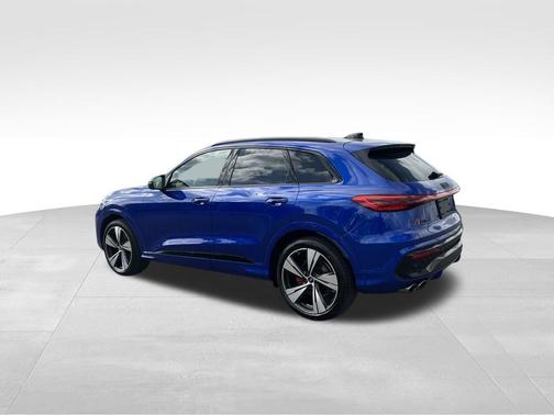 2025 Audi SQ5 3.0T Premium Plus