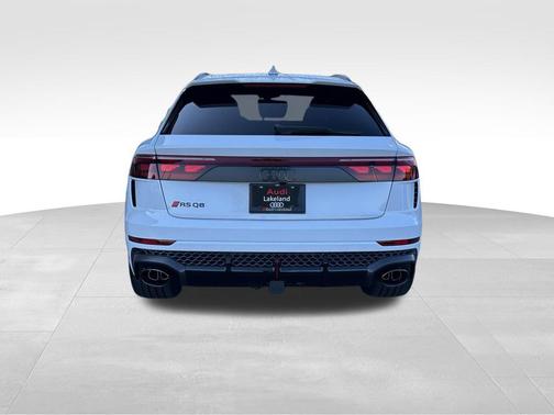 Glacier White Metallic 2026 Audi RS Q8 4.0T