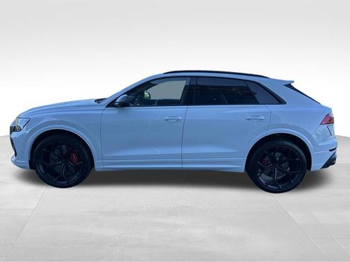 Glacier White Metallic 2026 Audi RS Q8 4.0T