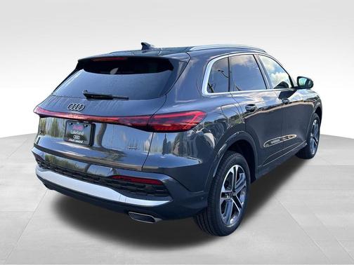 2025 Audi Q5 Premium Plus