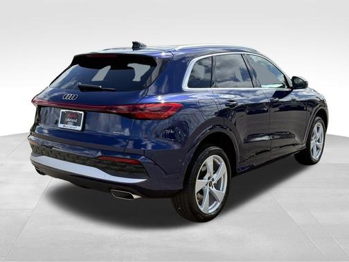 2025 Audi Q5 Premium Plus TFSI quattro S tronic