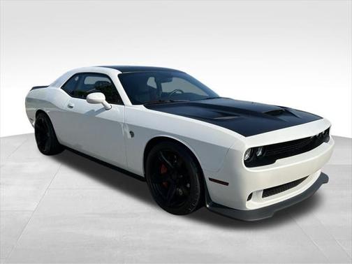 2016 Dodge Challenger SRT Hellcat