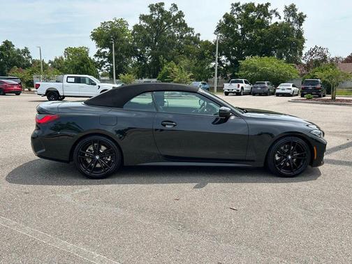 Black Sapphire Metallic 2022 BMW 430 i